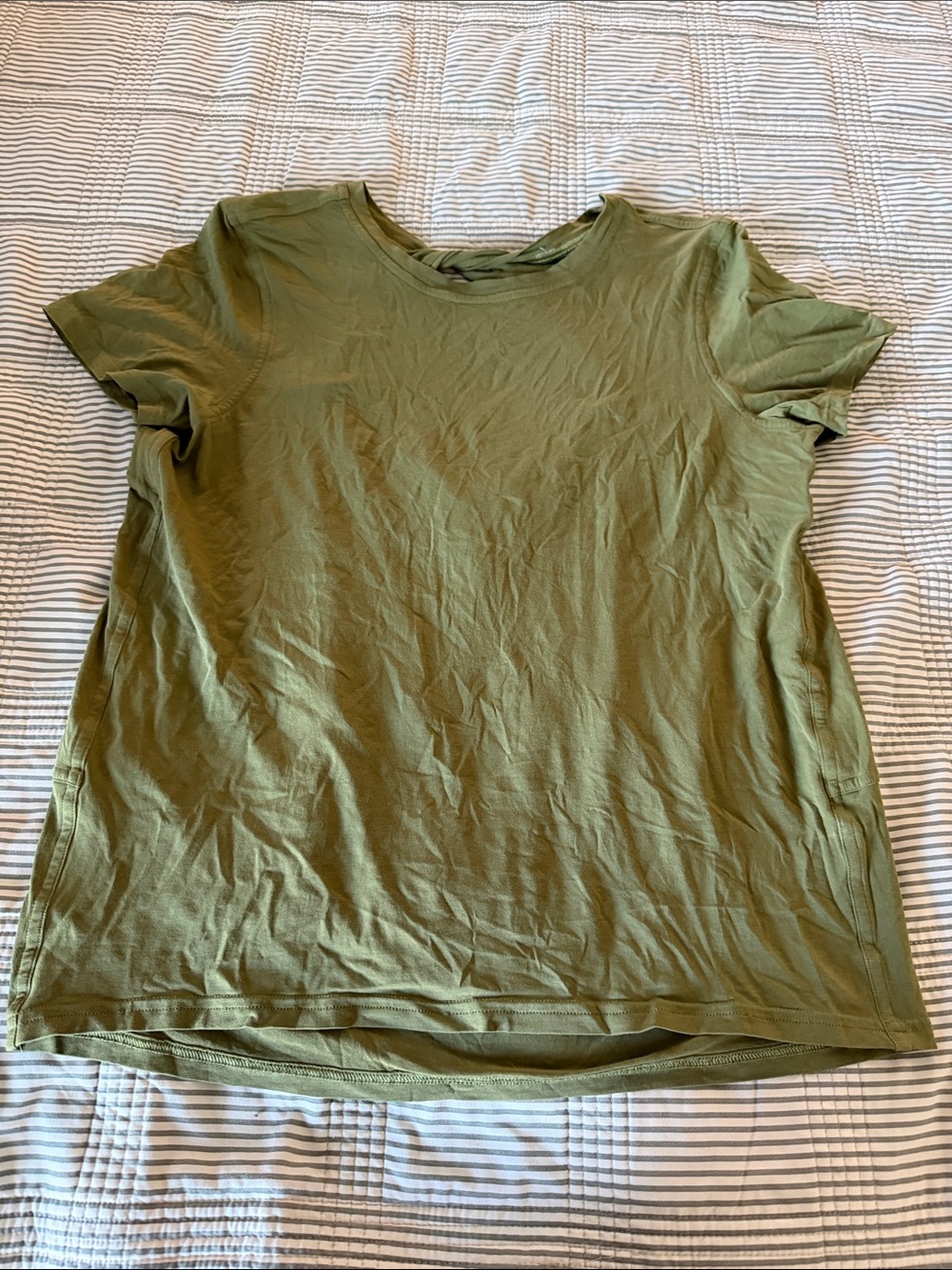 lululemon athletica Olive Short-Sleeve Crew Tee